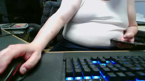 Snapshot of kodiak1974 chatting on April 24, 2026, 8:44 pm Kodiak1974 online show from April 24, 2026, 8:44 pm