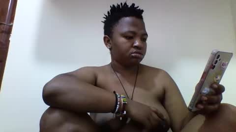 koffi639202 online show from December 17, 2025, 7:25 am