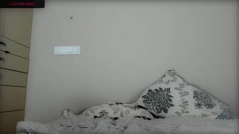 Lisa      online show from February 17, 2025, 7:31 pm