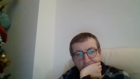 JUAN CARLOS online show from January 3, 2025, 9:47 pm