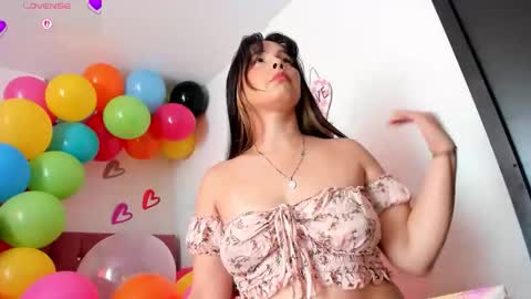 konie Diaz online show from April 21, 2026, 6:12 pm