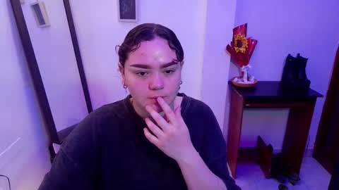 camila online show from March 17, 2026, 4:28 am