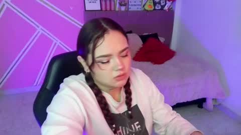 Snapshot of koning_moretti chatting on July 11, 2026, 2:03 am camila online show from July 11, 2026, 2:03 am