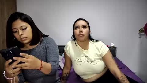 Snapshot of konnyydesire chatting on July 15, 2026, 10:59 pm Konny and Laila online show from July 15, 2026, 10:59 pm