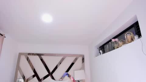 Snapshot of koralcruz chatting on October 25, 2025, 4:02 pm Koral Cuz online show from October 25, 2025, 4:02 pm