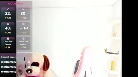 Koral Cuz online show from April 10, 2026, 3:06 pm