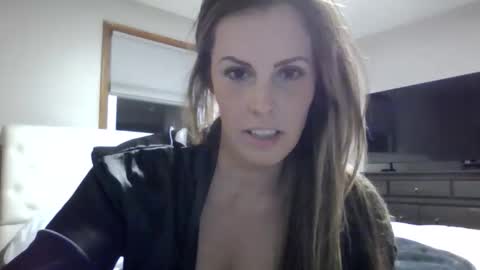 Snapshot of koralynn777 chatting on October 19, 2025, 4:24 am KoraLynn777 online show from October 19, 2025, 4:24 am