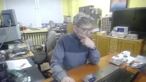 Snapshot of korek24hot chatting on November 26, 2025, 2:51 pm Korek online show from November 26, 2025, 2:51 pm