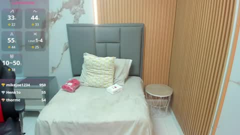      online show from April 15, 2026, 1:01 am