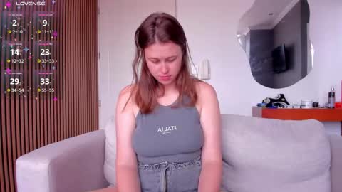 Twiix online show from November 24, 2025, 3:34 pm