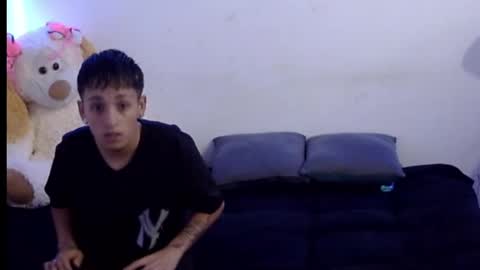 Snapshot of korummy_andmathias chatting on February 27, 2025, 5:56 am KorummyAndMathias online show from February 27, 2025, 5:56 am