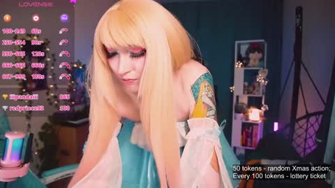 Snapshot of koshkasenpai chatting on December 18, 2024, 4:17 pm koshkasenpai online show from December 18, 2024, 4:17 pm