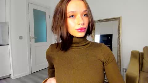 Snapshot of kossie_ chatting on November 3, 2025, 7:04 pm kossie_ online show from November 3, 2025, 7:04 pm