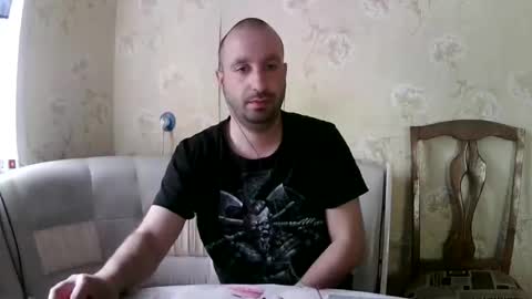 Snapshot of kostua31 chatting on May 16, 2026, 5:26 am kvg-1994 online show from May 16, 2026, 5:26 am