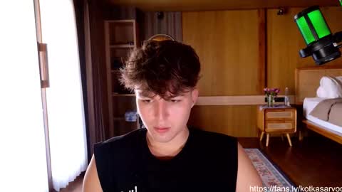 Snapshot of kotkasarvoo chatting on September 24, 2025, 5:44 am Danny online show from September 24, 2025, 5:44 am