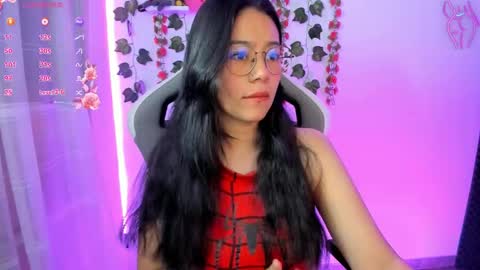 Snapshot of kotomi_rosse chatting on April 25, 2026, 1:30 am Kotomi online show from April 25, 2026, 1:30 am