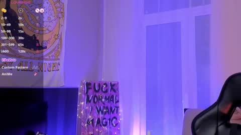 Jess online show from February 2, 2025, 10:28 pm