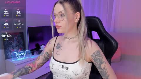 Jess online show from October 18, 2025, 4:30 pm