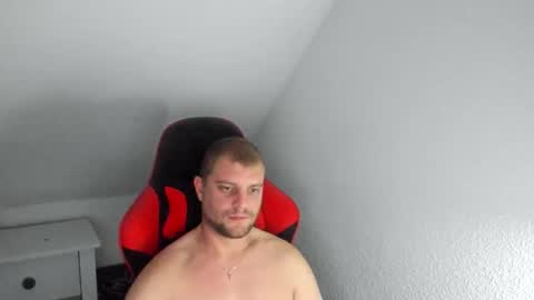 Snapshot of kozik1992 chatting on November 9, 2025, 11:47 pm Bartek online show from November 9, 2025, 11:47 pm