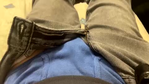 kpcloud255498 online show from January 28, 2025, 11:50 pm