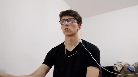 Facu online show from December 29, 2024, 6:16 pm