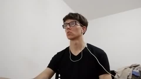 Facu online show from January 3, 2025, 12:52 pm