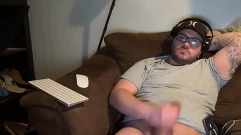 cloudyTime online show from November 14, 2025, 9:41 am