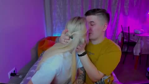 Snapshot of kratoslisandra chatting on February 23, 2025, 9:59 pm Lisandra online show from February 23, 2025, 9:59 pm