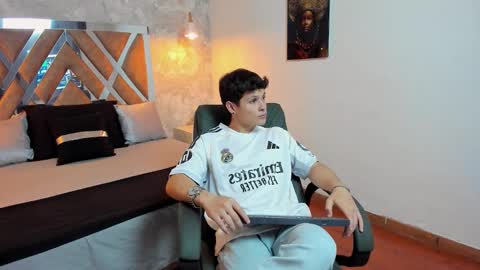 Kraven online show from September 24, 2025, 3:10 am