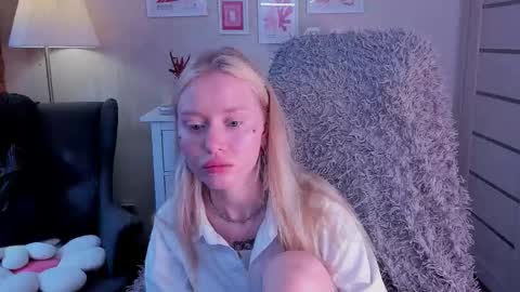 Snapshot of kris_grant chatting on September 26, 2025, 10:19 am kris_grant online show from September 26, 2025, 10:19 am