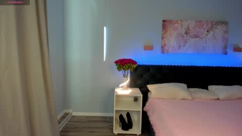 kris_icebb online show from October 9, 2025, 2:20 am