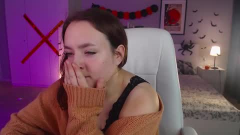 kris_loken online show from October 23, 2025, 7:51 am