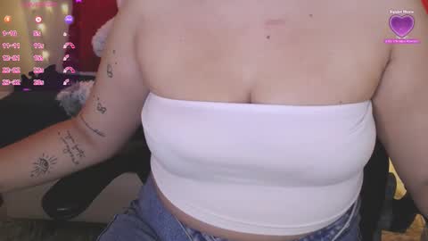 Snapshot of krishnaveni435486 chatting on December 17, 2025, 12:55 pm Krish online show from December 17, 2025, 12:55 pm