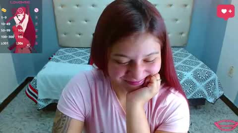 krissone online show from February 15, 2025, 5:07 pm