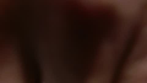 krisstal703358 online show from October 29, 2025, 3:42 am