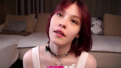 Snapshot of krissyhei chatting on June 1, 2026, 1:07 am Sarah online show from June 1, 2026, 1:07 am