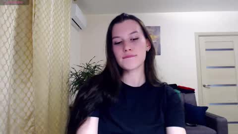 Snapshot of kristal89 chatting on September 17, 2025, 11:28 pm kristal89 online show from September 17, 2025, 11:28 pm