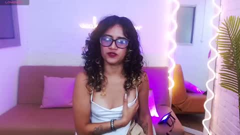 Snapshot of kristen_tay chatting on January 14, 2025, 3:04 pm kristen_tay online show from January 14, 2025, 3:04 pm