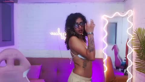 Snapshot of kristen_tay chatting on January 14, 2025, 6:07 pm kristen_tay online show from January 14, 2025, 6:07 pm