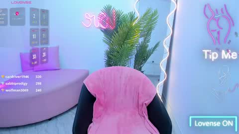 Snapshot of kristen_tay chatting on February 10, 2025, 9:36 am kristen_tay online show from February 10, 2025, 9:36 am