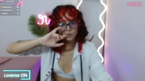 Snapshot of kristen_tay chatting on March 3, 2025, 6:48 am kristen_tay online show from March 3, 2025, 6:48 am