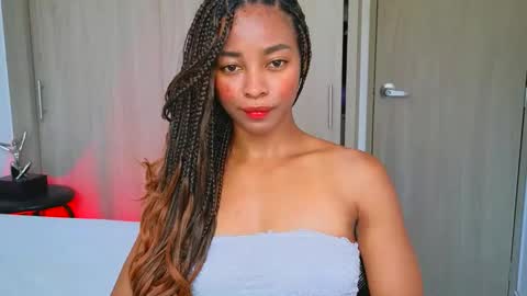 KRISS REY HAIRY PUSSY online show from November 10, 2025, 11:42 am