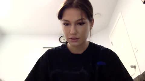 kristinafae online show from October 23, 2025, 10:19 pm