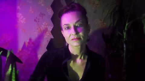 Snapshot of kristinagold44 chatting on January 9, 2025, 1:13 pm Kristina online show from January 9, 2025, 1:13 pm