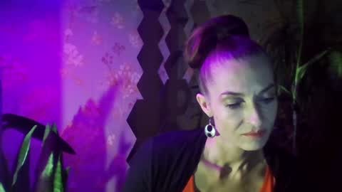 Snapshot of kristinagold44 chatting on January 11, 2025, 7:16 pm Kristina online show from January 11, 2025, 7:16 pm