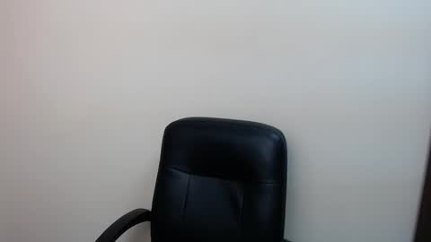 Snapshot of kristinahech_ chatting on December 2, 2025, 7:57 am Kristi online show from December 2, 2025, 7:57 am