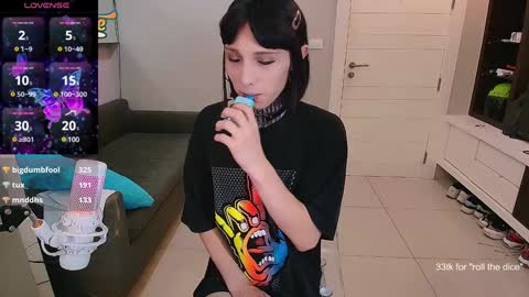 kristina online show from December 15, 2024, 8:04 pm