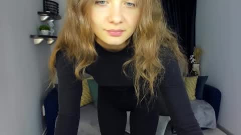 Kristina online show from December 11, 2024, 4:31 pm