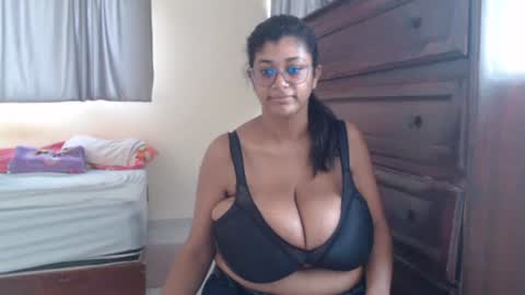 KristinaMilan online show from October 20, 2025, 12:49 pm