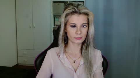 KristineAmore online show from March 2, 2026, 7:59 am